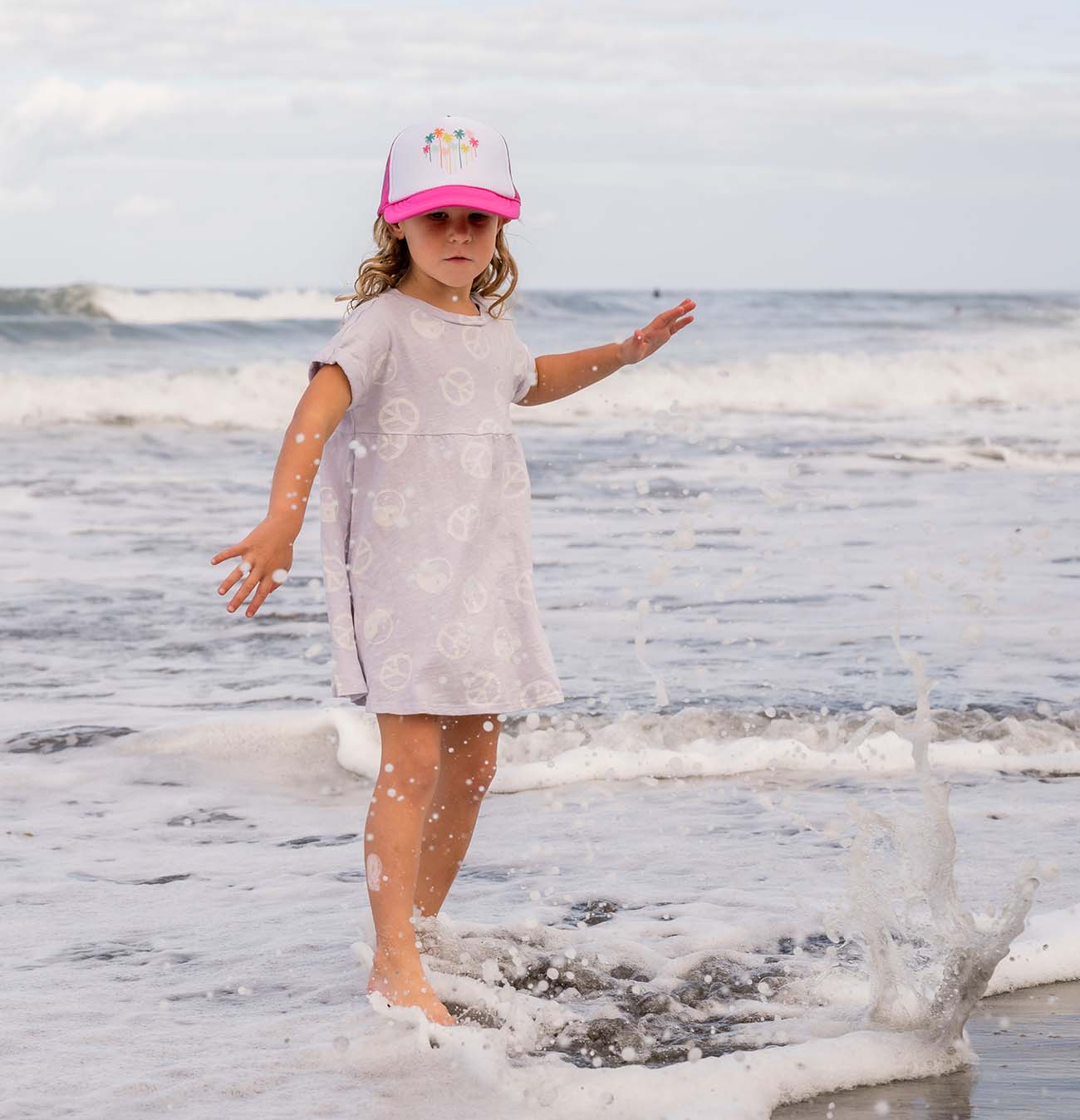 Palm Paradise kids trucker hats